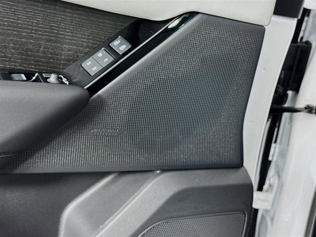 new 2026 Land Rover Range Rover Velar car, priced at $77,422