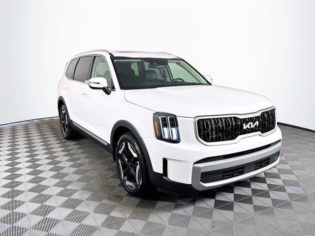 used 2023 Kia Telluride car, priced at $33,314