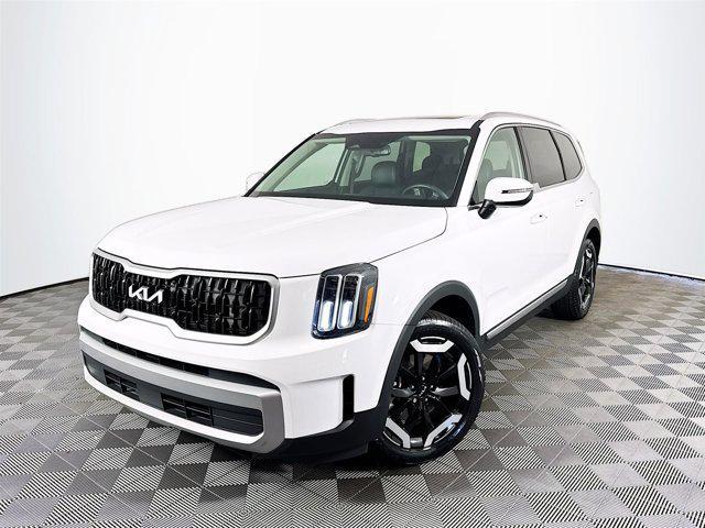used 2023 Kia Telluride car, priced at $33,314