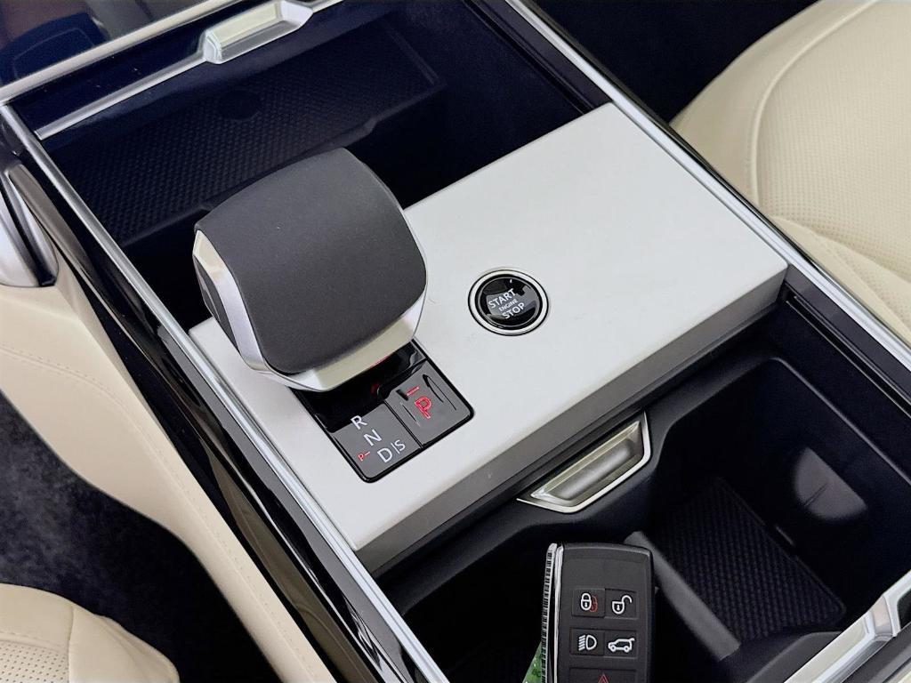new 2025 Land Rover Range Rover car, priced at $137,535