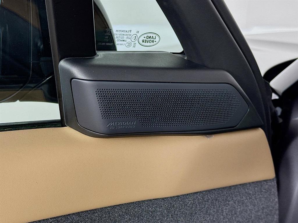 new 2025 Land Rover Range Rover Sport car, priced at $125,615