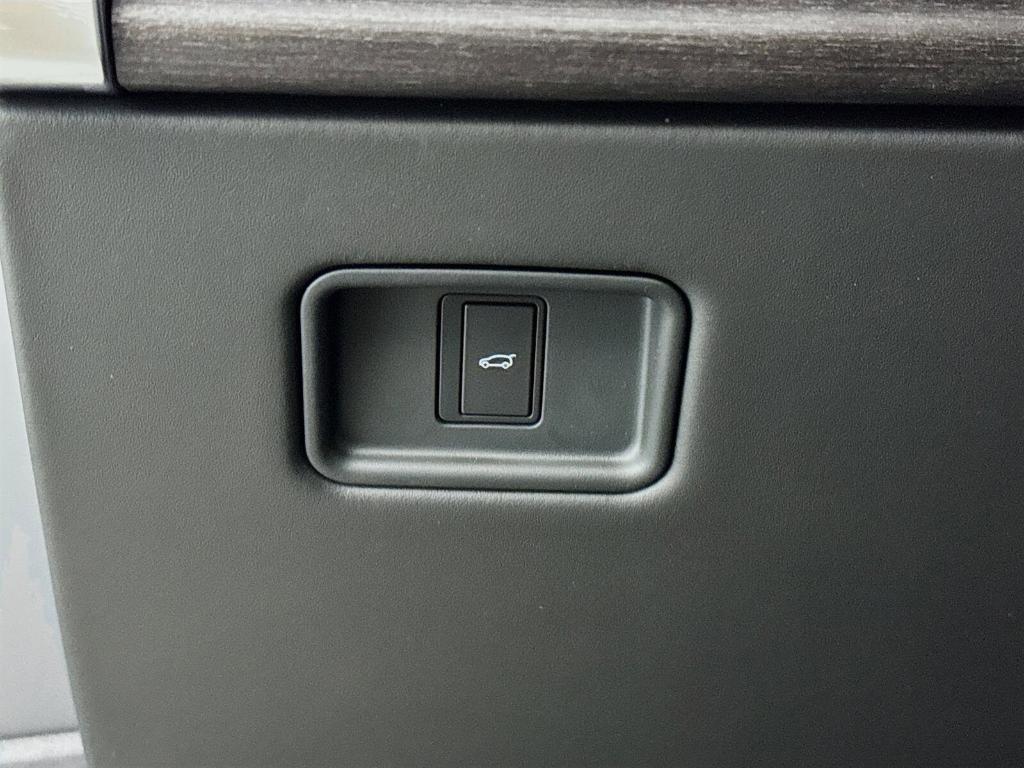 new 2025 Land Rover Range Rover car, priced at $126,330