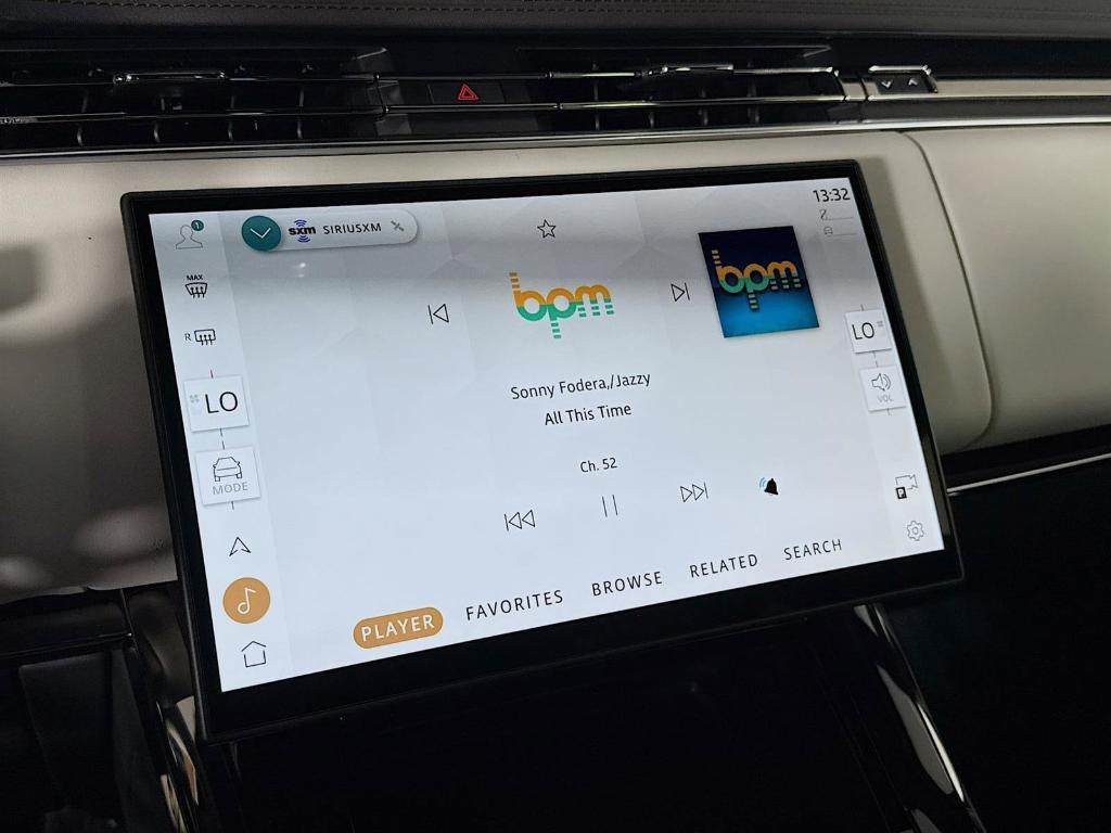 new 2025 Land Rover Range Rover Sport car, priced at $106,200