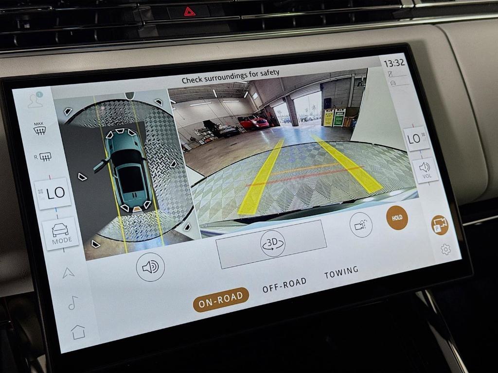 new 2025 Land Rover Range Rover Sport car, priced at $106,200