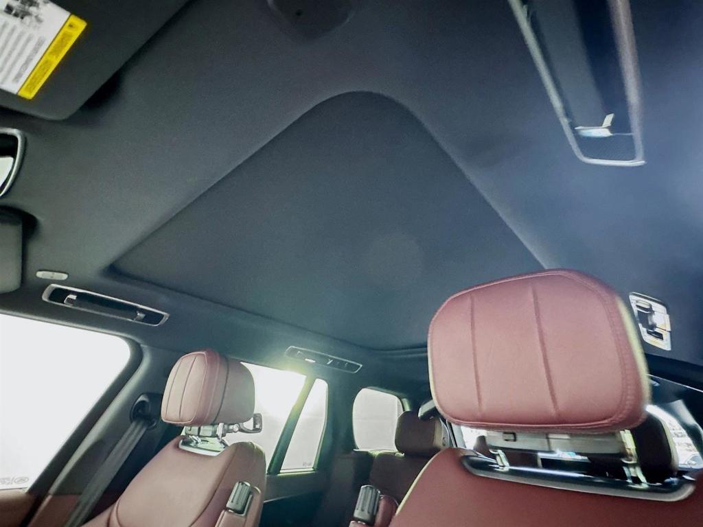 new 2025 Land Rover Range Rover car, priced at $152,400