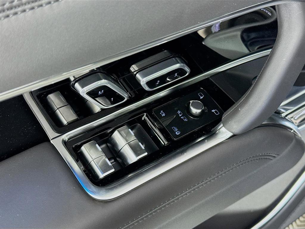 new 2025 Land Rover Range Rover car, priced at $157,660