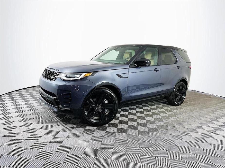 new 2025 Land Rover Discovery car, priced at $76,875