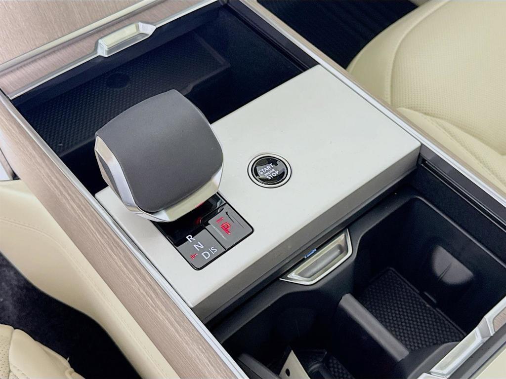 new 2025 Land Rover Range Rover car, priced at $142,125