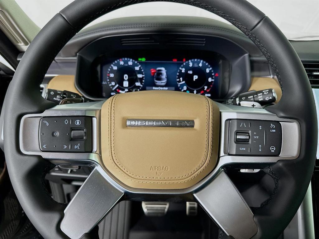 new 2025 Land Rover Discovery car, priced at $85,928