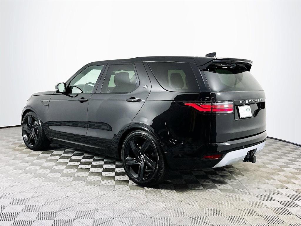 new 2025 Land Rover Discovery car, priced at $85,928