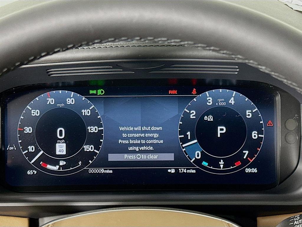new 2025 Land Rover Discovery car, priced at $85,928