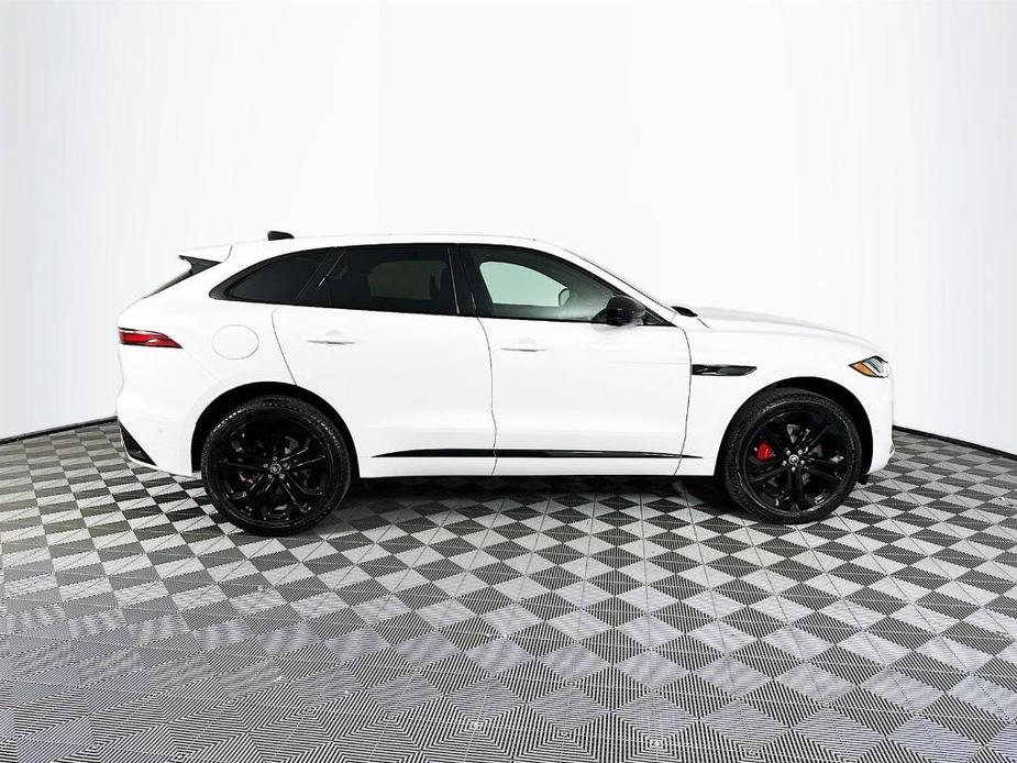 new 2024 Jaguar F-PACE car