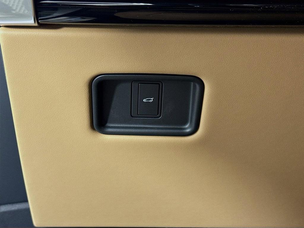 new 2025 Land Rover Range Rover car, priced at $134,035