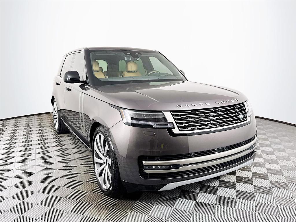new 2025 Land Rover Range Rover car, priced at $130,105