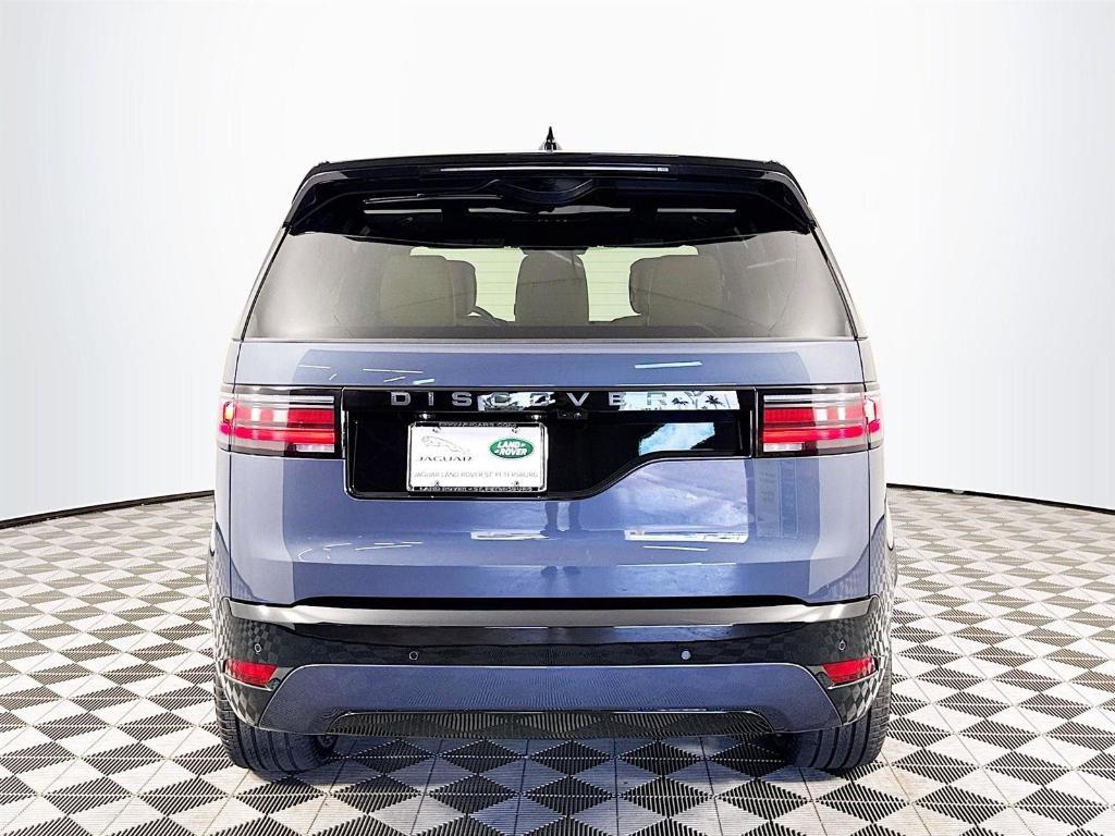 new 2025 Land Rover Discovery car, priced at $73,325