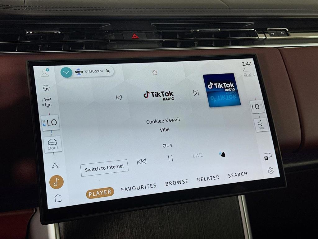 new 2025 Land Rover Range Rover car, priced at $157,855