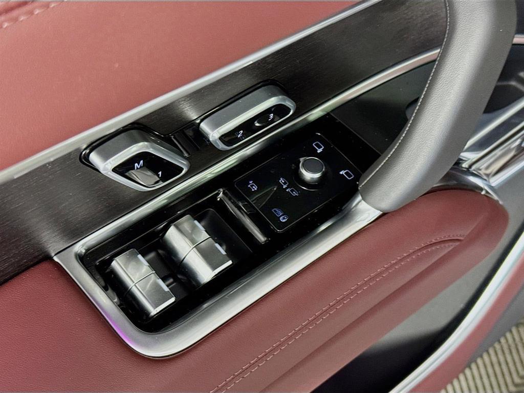 new 2025 Land Rover Range Rover car, priced at $157,855