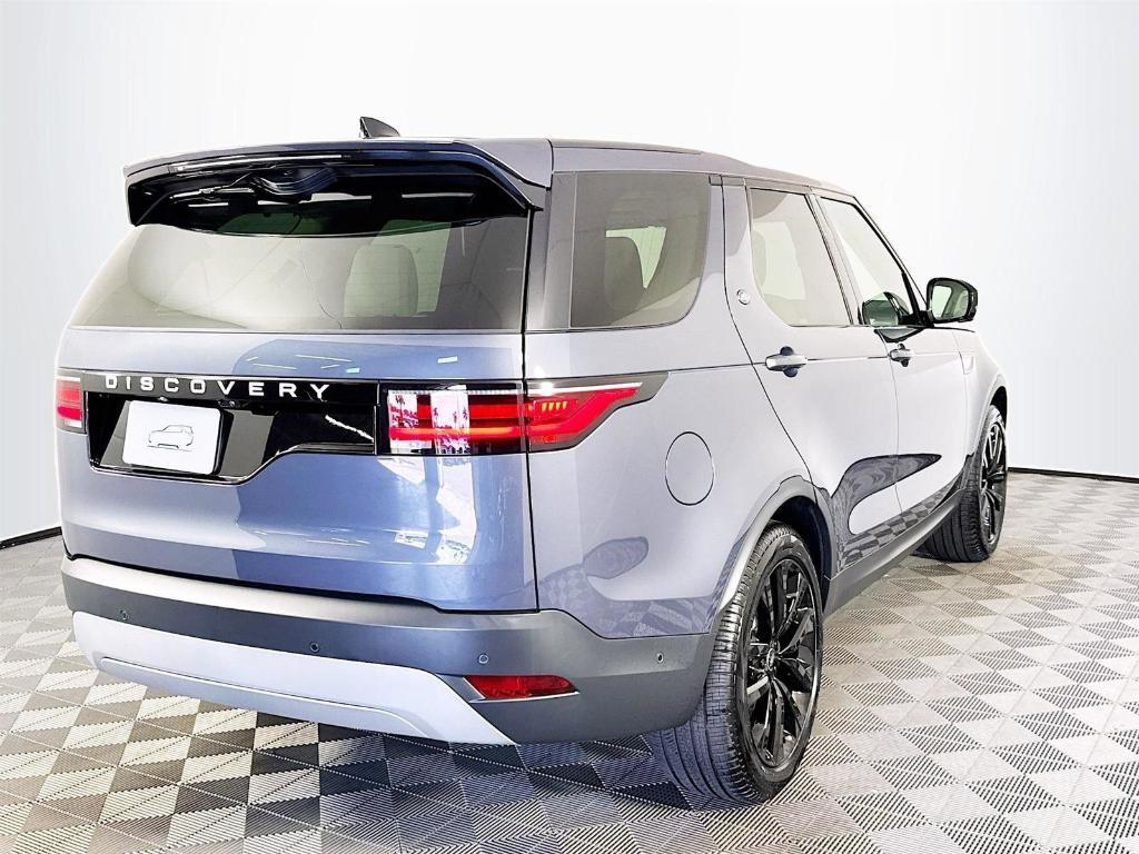 new 2026 Land Rover Discovery car, priced at $68,237