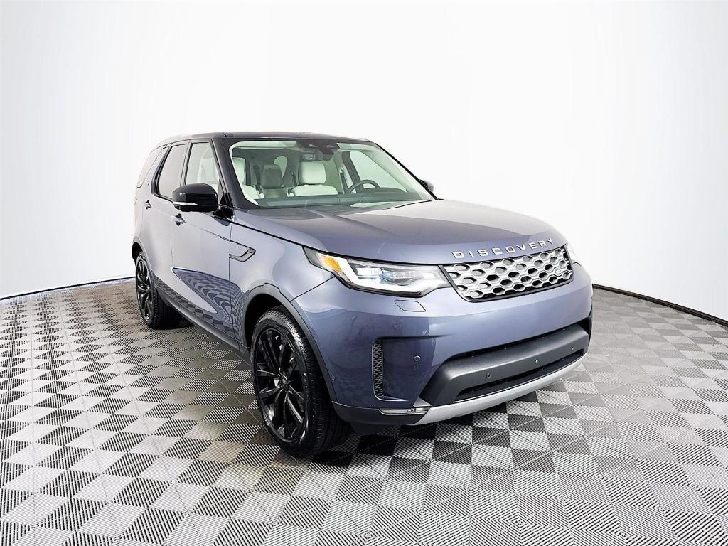 new 2026 Land Rover Discovery car, priced at $68,237