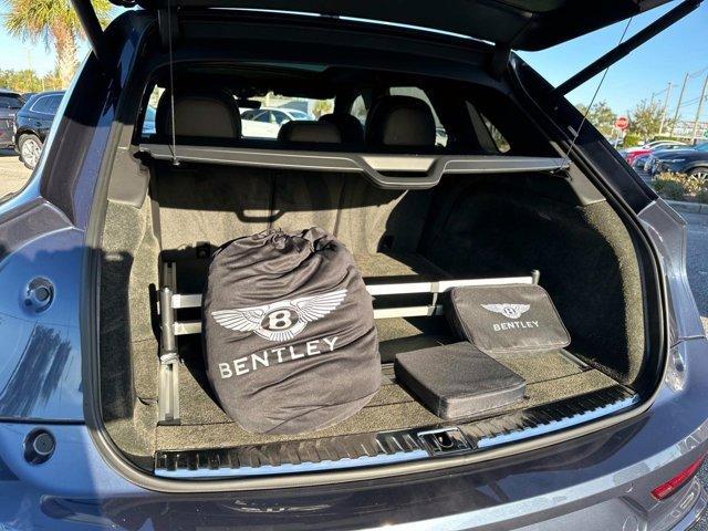 used 2023 Bentley Bentayga car