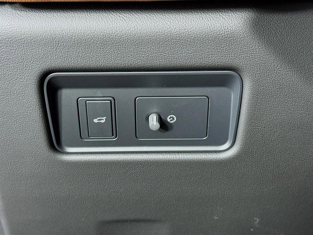 new 2026 Jaguar F-PACE car, priced at $69,013