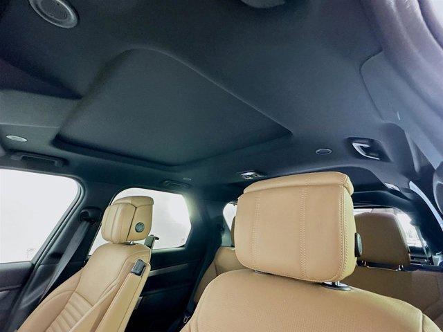 used 2025 Land Rover Discovery car
