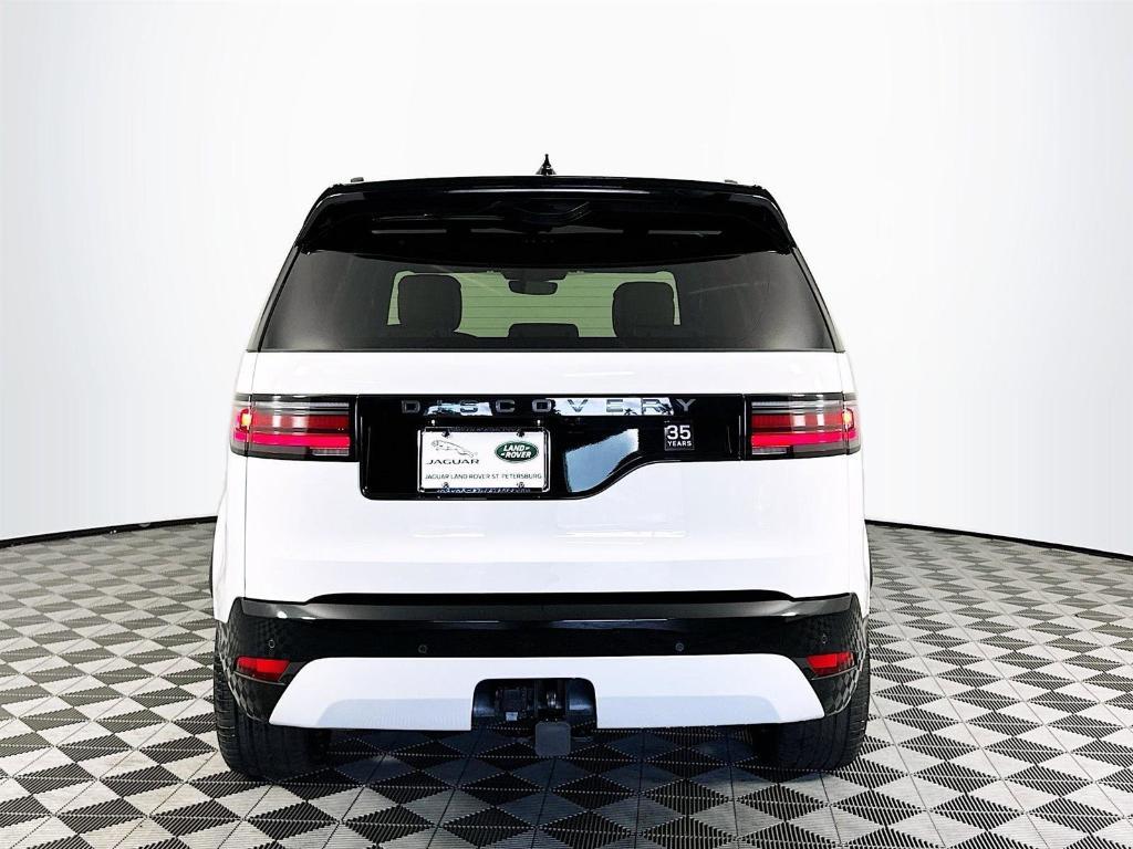 new 2025 Land Rover Discovery car, priced at $78,025