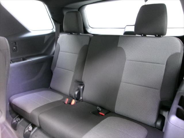 used 2023 Chevrolet Traverse car, priced at $32,988