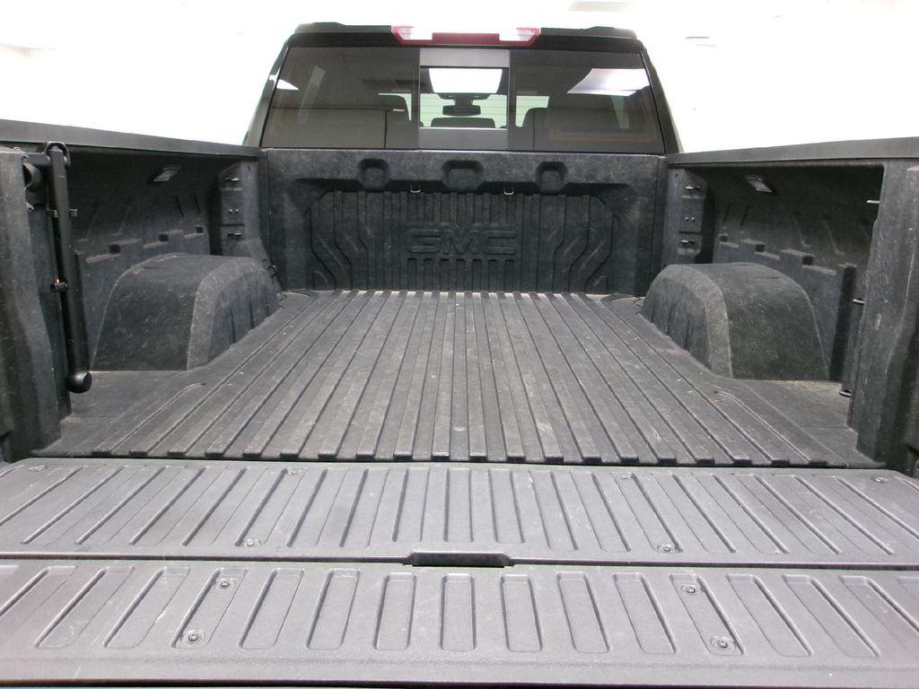 used 2022 GMC Sierra 1500 car, priced at $42,988