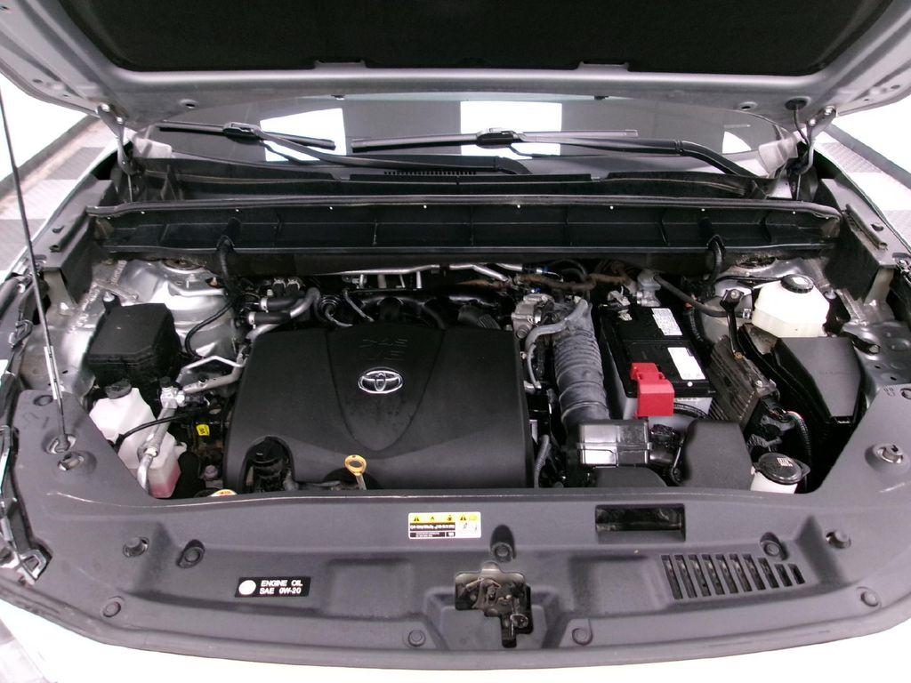 used 2021 Toyota Highlander car, priced at $31,988