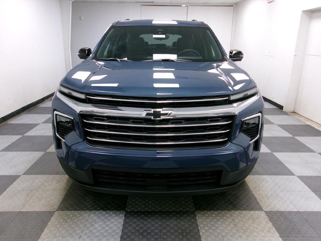 new 2026 Chevrolet Traverse car, priced at $43,740