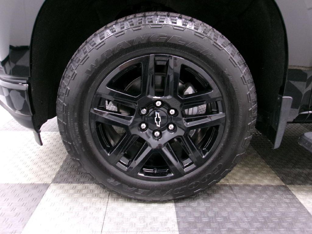 used 2022 Chevrolet Silverado 1500 car, priced at $41,988