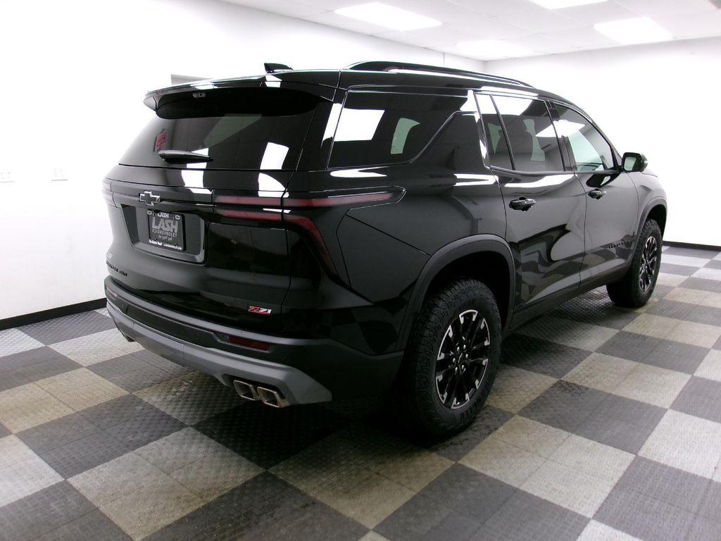 new 2026 Chevrolet Traverse car, priced at $52,985