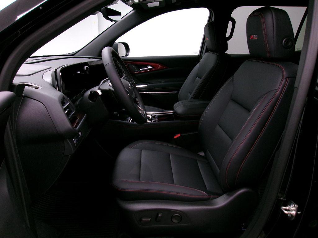 new 2026 Chevrolet Traverse car, priced at $52,985