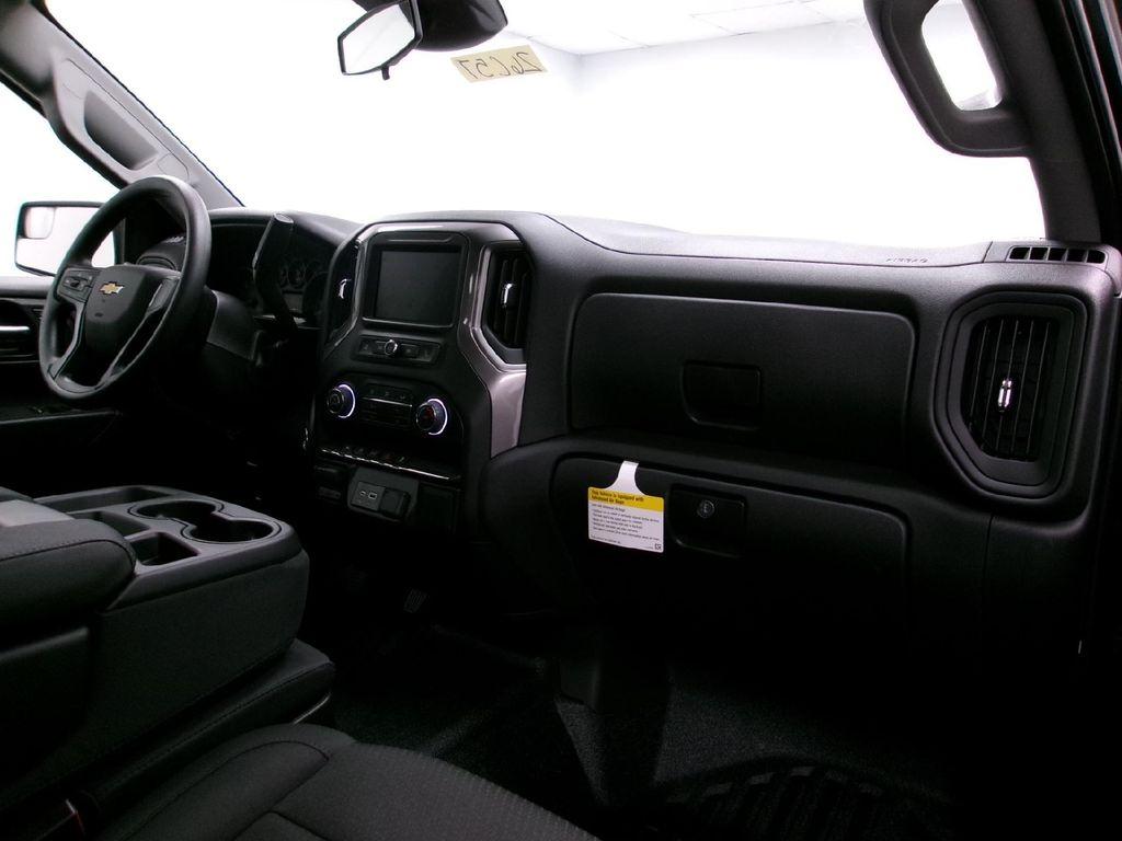 new 2026 Chevrolet Silverado 1500 car, priced at $43,950