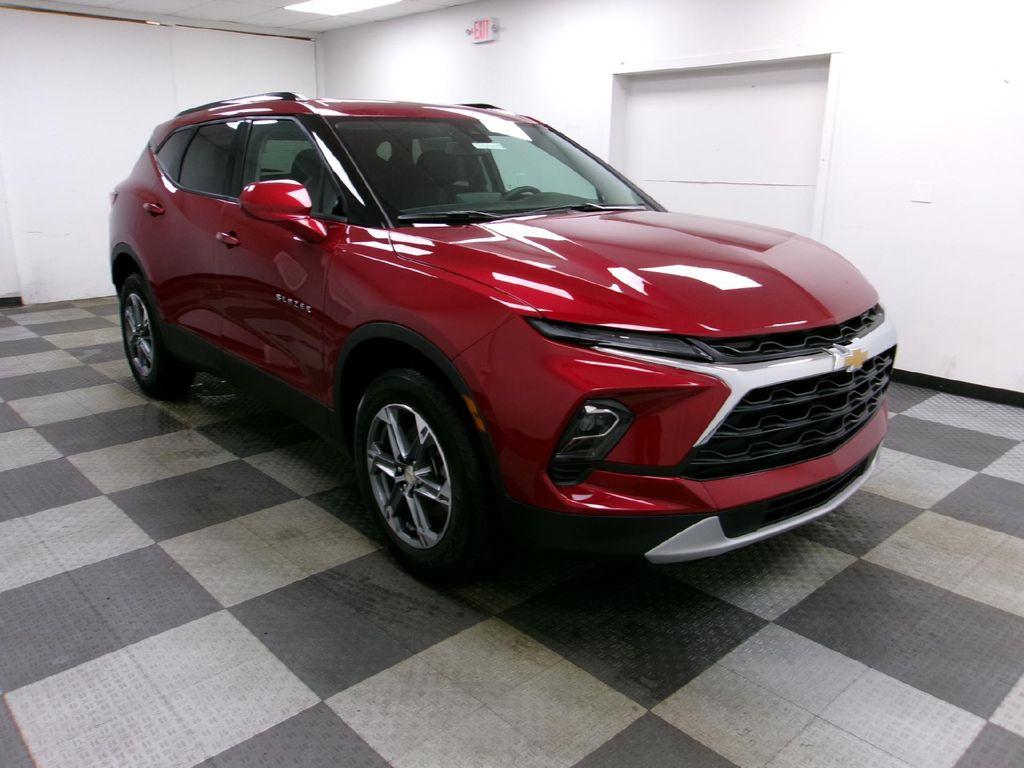 new 2025 Chevrolet Blazer car, priced at $37,355
