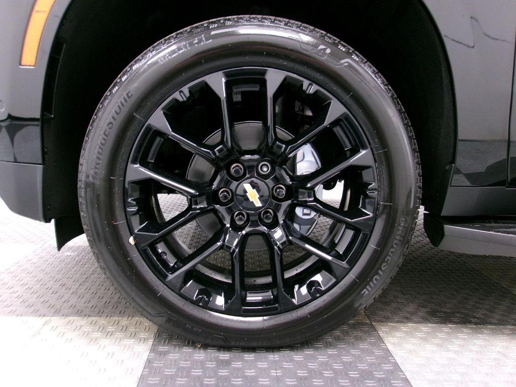 new 2026 Chevrolet Suburban car, priced at $87,925