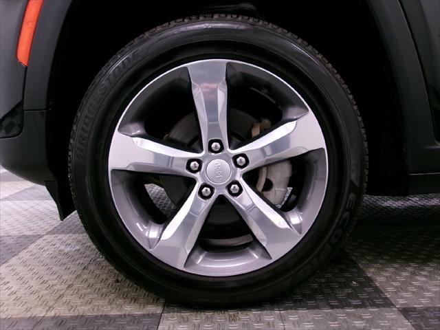 used 2022 Jeep Grand Cherokee car, priced at $33,988