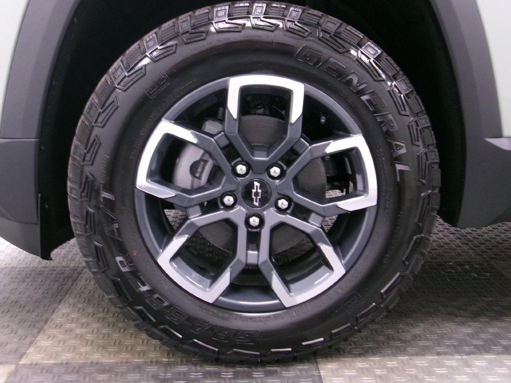 new 2026 Chevrolet Equinox car, priced at $37,840