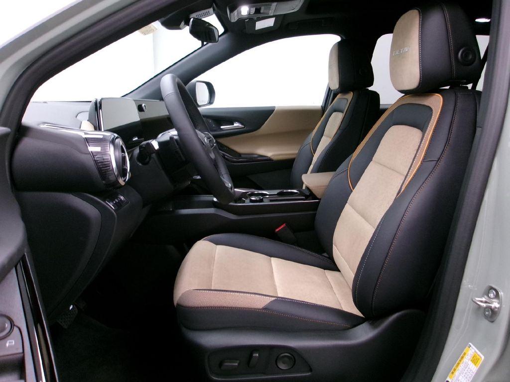new 2026 Chevrolet Equinox car, priced at $37,840