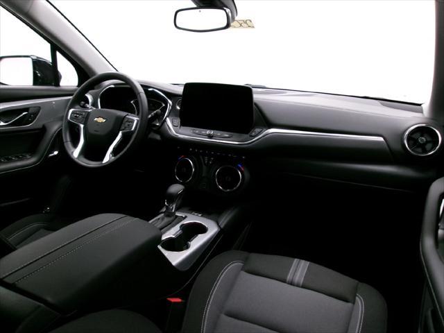 new 2025 Chevrolet Blazer car, priced at $38,915