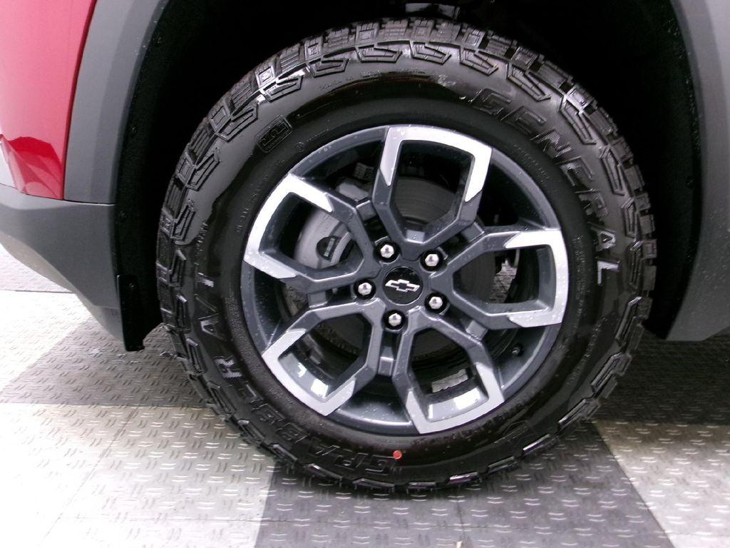 new 2026 Chevrolet Equinox car, priced at $39,050