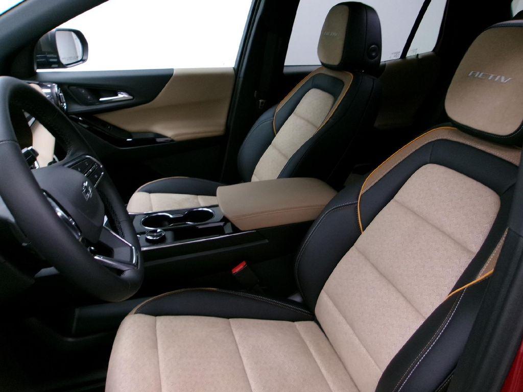 new 2026 Chevrolet Equinox car, priced at $39,050