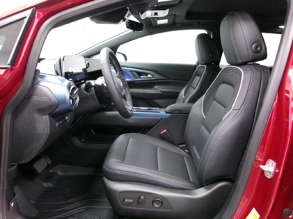 new 2026 Chevrolet Equinox EV car, priced at $45,925