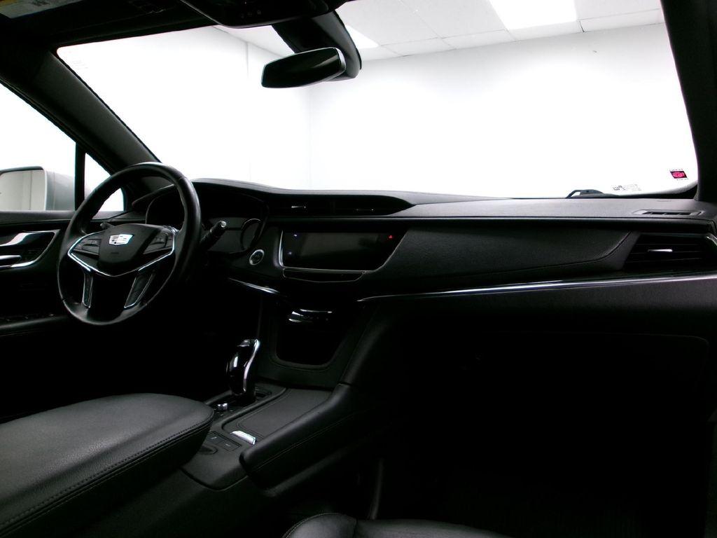 used 2020 Cadillac XT5 car, priced at $22,988