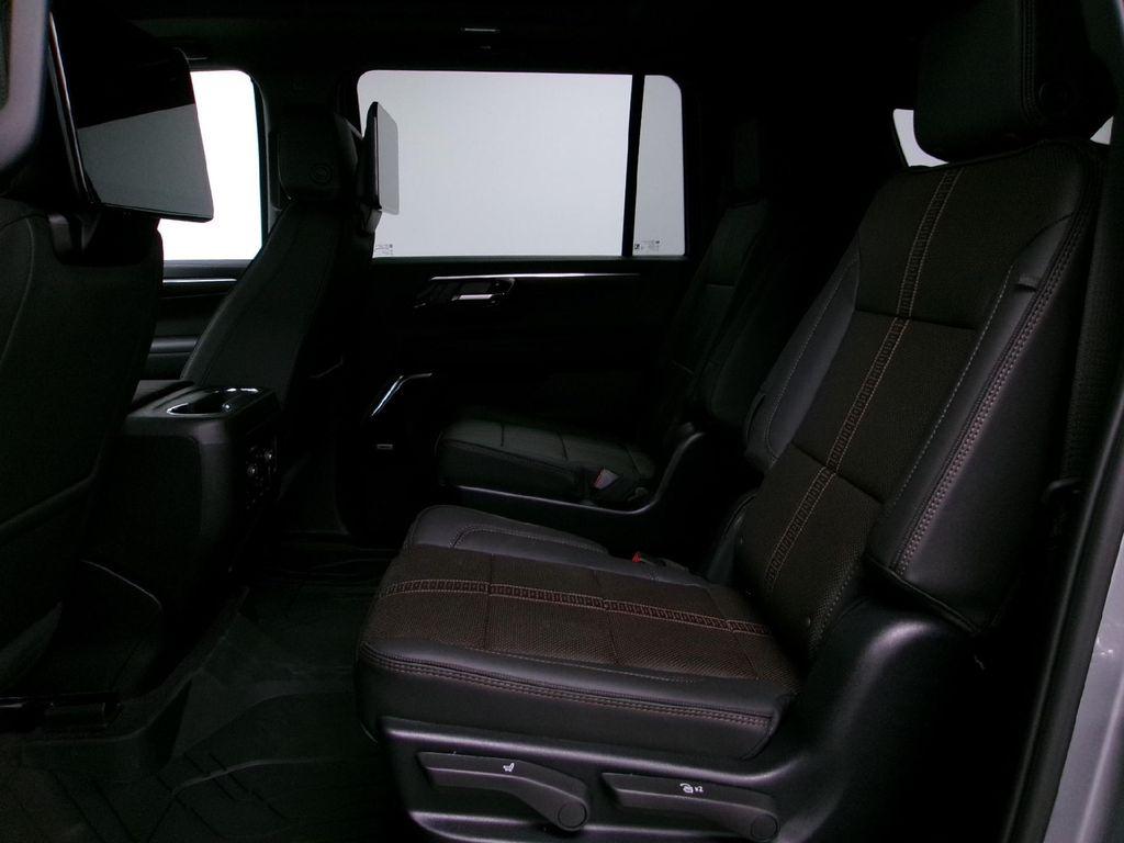 new 2025 Chevrolet Suburban car, priced at $91,275