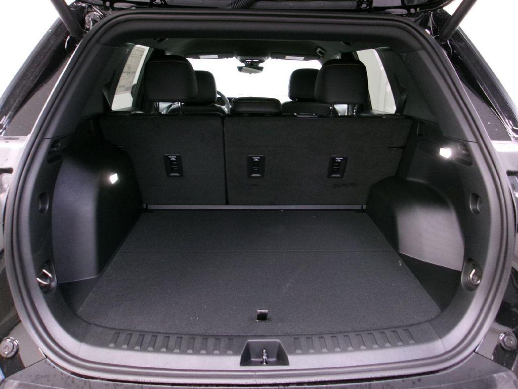 new 2026 Chevrolet Equinox car, priced at $37,555