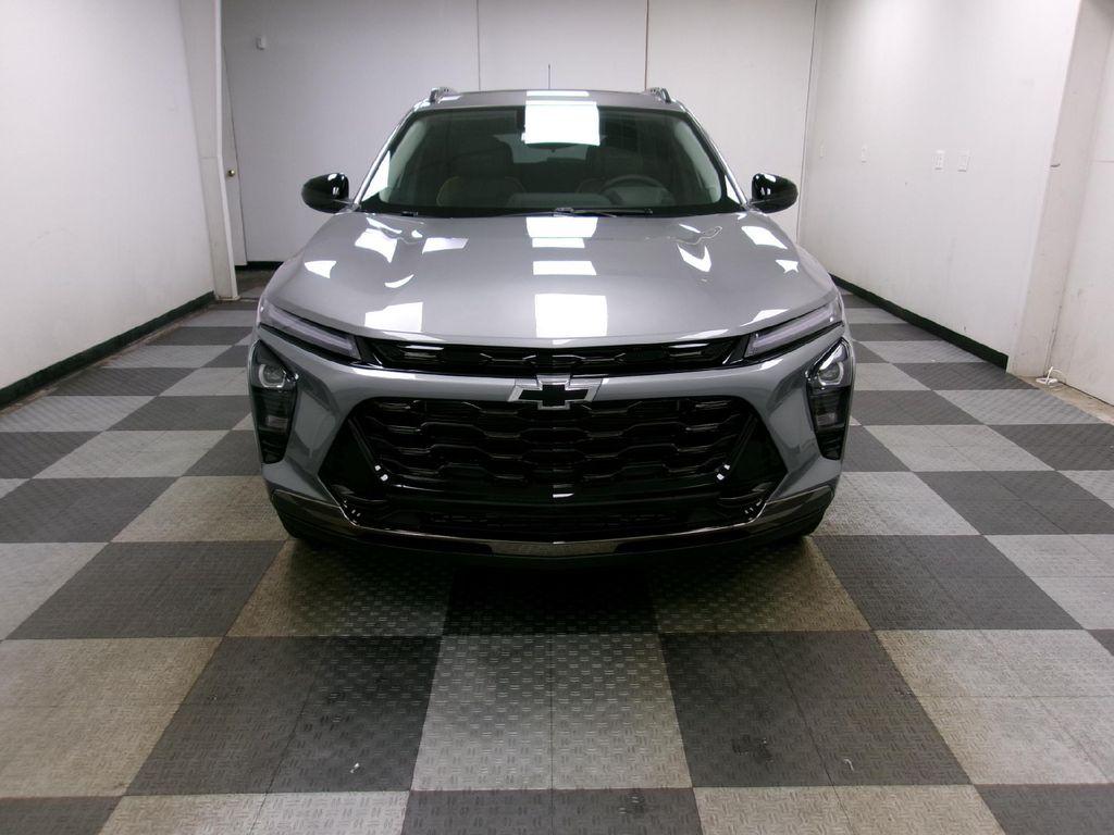 new 2025 Chevrolet Trax car, priced at $26,950