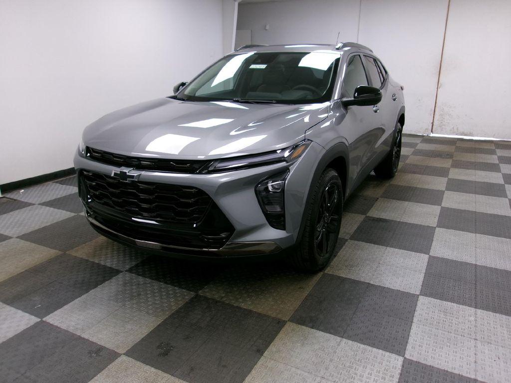 new 2025 Chevrolet Trax car, priced at $26,950