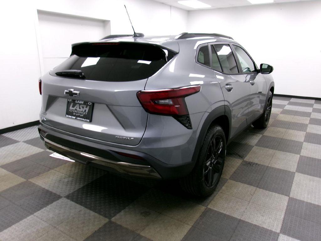 new 2025 Chevrolet Trax car, priced at $26,950